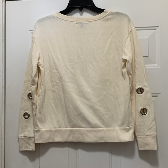 FREE Inspired Hearts Cream Sweatshirt with Silver Accents Size Small - Picture 3 of 4
